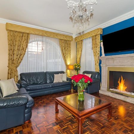 Hotel La Cartuja Quito Zewnętrze zdjęcie